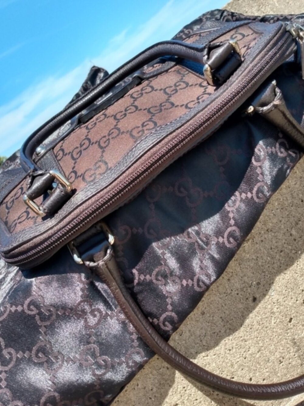 Gucci Interlocking GG Monogram Royal Reins Bag - Picture 12 of 16